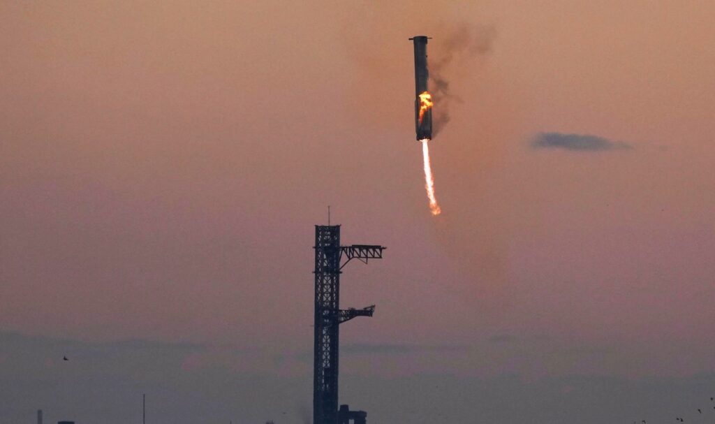 SpaceX Rocket Booster Makes Successful Landing After Test Launch – as ...
